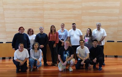 El Ayuntamiento contrata a 10 molletanos en el Paro.