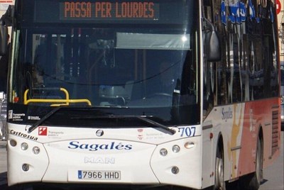 Empieza a circular el bus urbano los domingos y festivos.