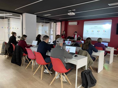 Mollet Hub.