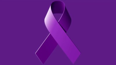 Mollet, junto a las personas afectadas por la fibromialgia.