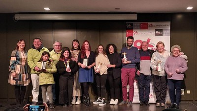 Ràdio Mollet premia con el Micrófono del Año a la cineasta Neus Ballús y con la Noticia del Año a los Castellers de Mollet.