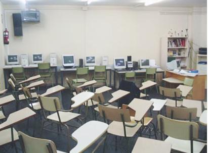 Centro de Formación de Personas Adultas Mollet.