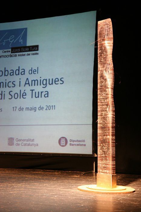 Estrats de la memòria. Homenatge a Jordi Solé Tura