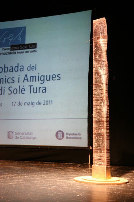 Estrats de la memòria. Homenatge a Jordi Solé Tura