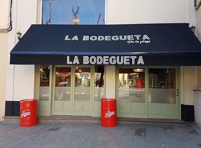 <bound method CatalogContentListingObject.Title of <plone.app.contentlisting.catalog.CatalogContentListingObject instance at /fs-mollet/mollet/fr/tourisme/pratique/ou-manger/la-bodegueta-de-mollet>>.